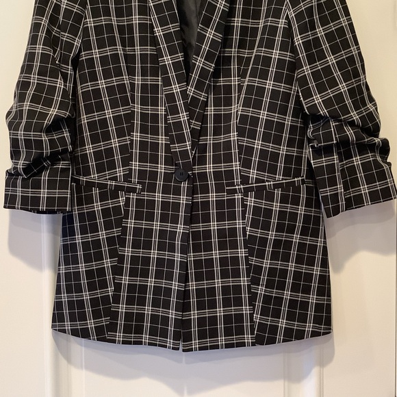 ASOS Design Black and White Windowpane Blazer Jacket Size 6 Oversized 1 Button - Picture 2 of 9